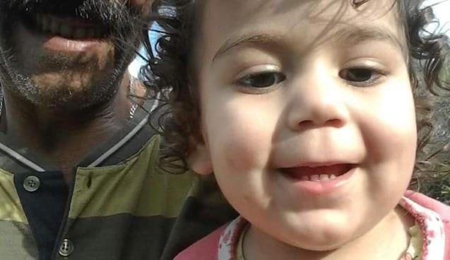 Kaynar suyun içine düşen çocuk öldü