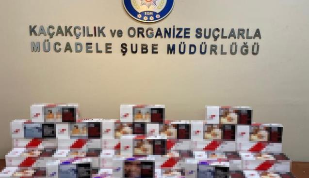 Sahte bandrollü makaron bulunduran iş yeri sahibine para