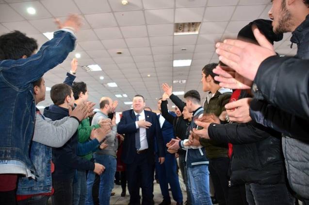 Gençlerle bir araya gelecek…