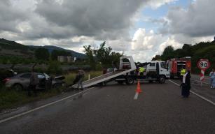 Zonguldak'ta iki araç çarpıştı: 3 yaralı 