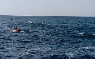 Dalgalar arasında can pazarı