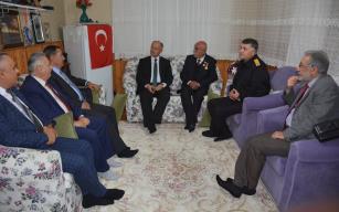 Şehit Ailelerini Ziyaret...