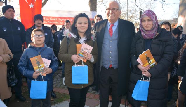 ÖĞRENCİLERİN YAZDIĞI ŞİİRLER KİTAP OLDU