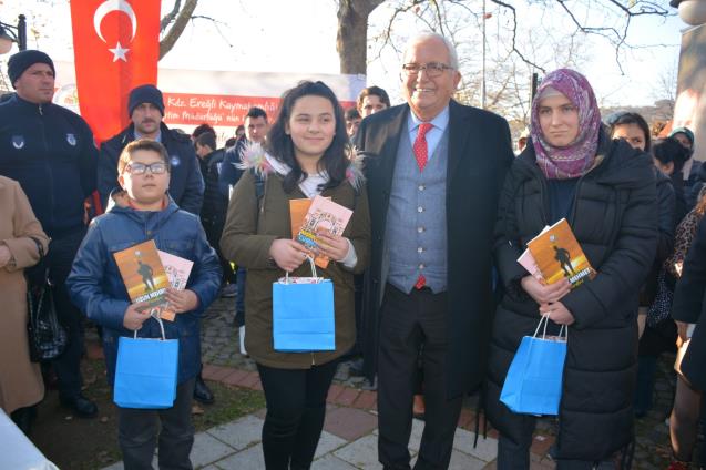 ÖĞRENCİLERİN YAZDIĞI ŞİİRLER KİTAP OLDU