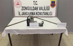 Kaçak kazı yapan 5 kişi gözaltına alındı