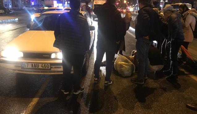 Otomobil yayaya çarptı…