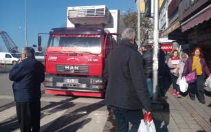 Hijyensiz et taşıyan araç sürücüsüne ceza