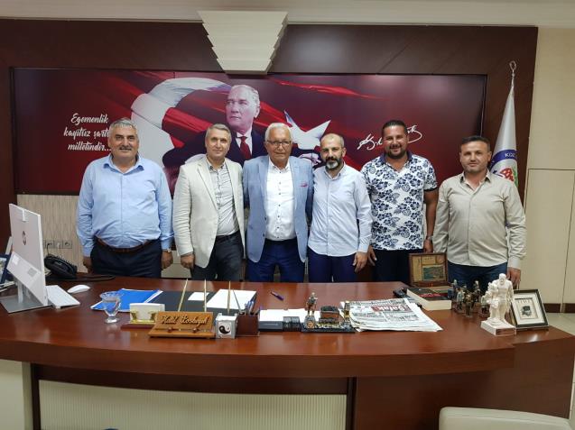 Kızılay’dan efsaneye ziyaret..