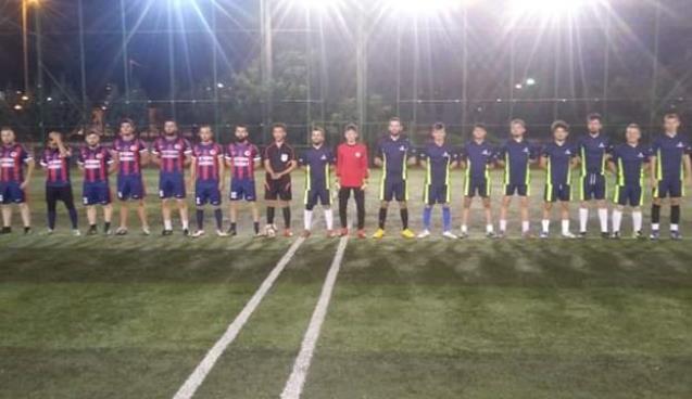 Ödülü camilerine bağışladılar…