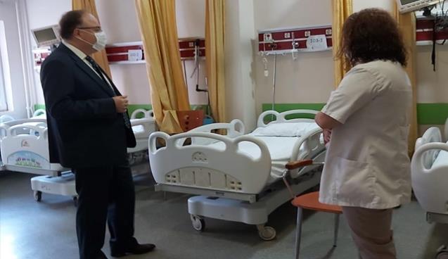 Vali Tutulmaz’dan hastaneye denetim