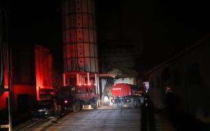 Karabük'te kereste fabrikasında korkutan yangın