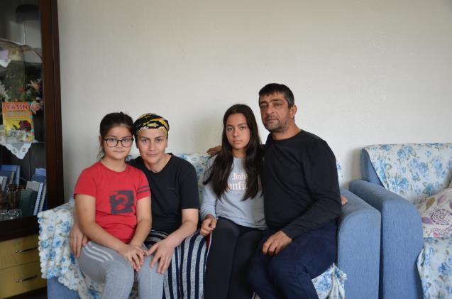 İki çocuk annesi kadın beynindeki tümörlerle savaşıyor