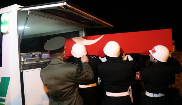 Hakkari şehidinin naaşı memleketi Zonguldak'a getirildi