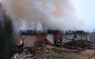 Safranbolu’da 2 katlı kafe çıkan yangında kül oldu