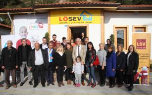 Gönüllü üyesi oldu..