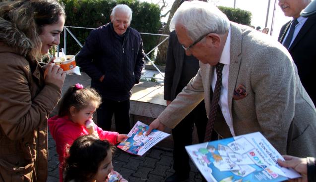 Posbıyık Başkan Çocuklara Kdz.Ereğli’yi anlatıyor. 