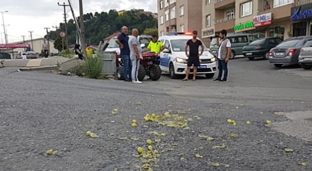 Üzümleri yola savruldu, kendisi ağır yaralandı...