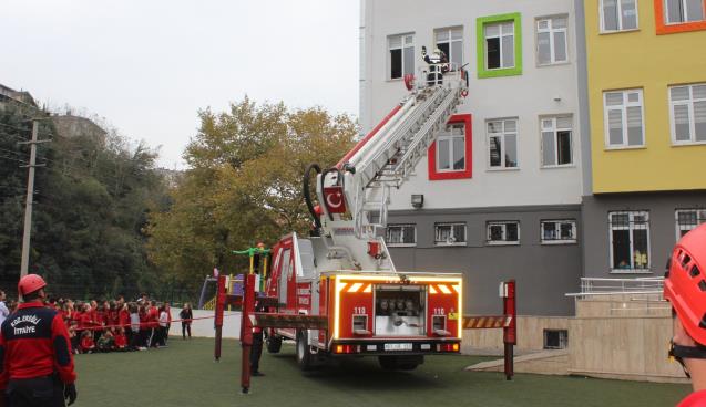 OKULLARDA AFET TATBİKATI