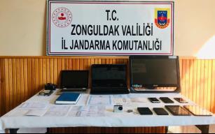 Tapu memurlarına rüşvet operasyonunda 2 kişi tutuklandı