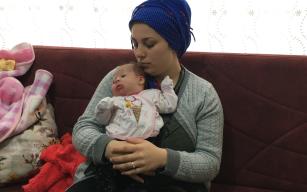 40 günlük bebek tedavi için destek bekliyor