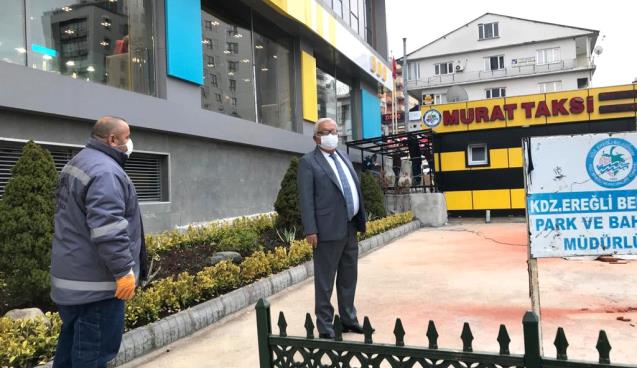 BELEDİYE, PTT BİNASINA ÇEVRE DÜZENLEMESİ YAPTI