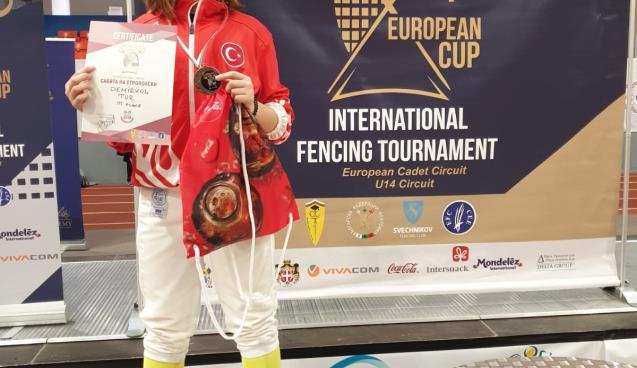 Eskrim de Milli Başarı