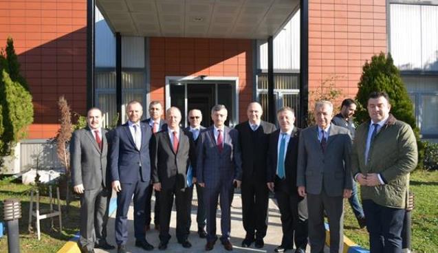 Vali Bektaş’tan “Tersaneler” zirvesi