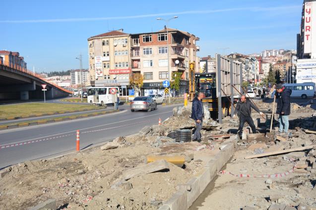 EREĞLİ’DE, TRAFİĞİ RAHATLATACAK ÇALIŞMALAR BAŞLADI