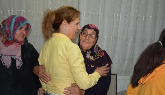 İftarını Kocaeli mahallesinde açtı