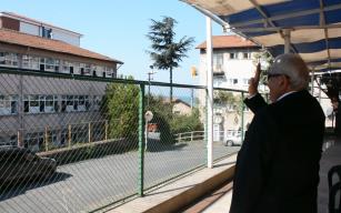 GENÇLER "SEVGİ, BARIŞ, DOSTLUK" DEDİ