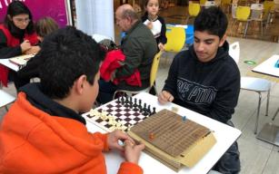 Sosyal medyadan uzaklaşıp sosyal meydanlara yönelmeliyiz…”