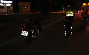 Kaza yaptı, ortalıklardan kayboldu…