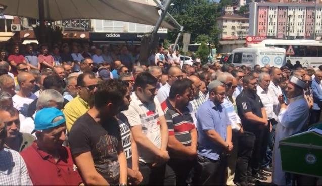 Son yolculuğuna uğurlandı…