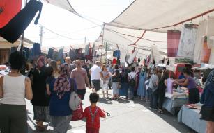 Cumartesi Pazarı’nda BAYRAM BEREKETİ…
