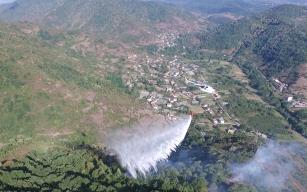 Orman yangınına helikopterli müdahale…