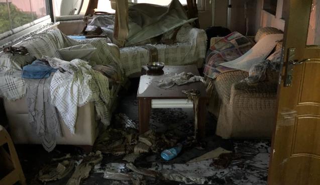 Prize takılı şarj cihazı yangın çıkarttı…