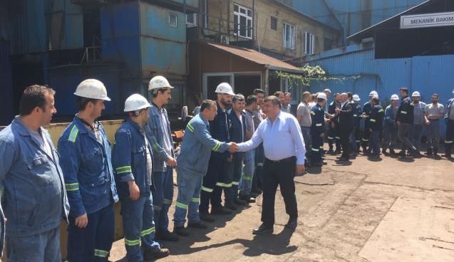 Ercan işçilerle bayramlaştı…