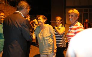 Uysal, Kandilli lojmanlarında çay sohbetine katıldı….