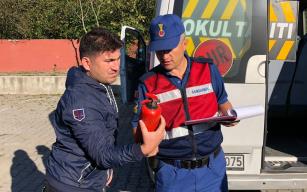 Jandarma Öğrenci servislerini denetledi…