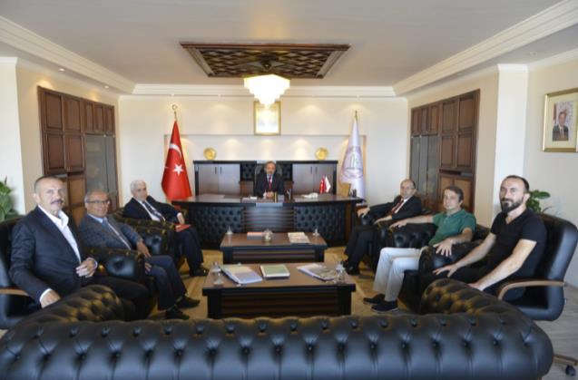  ZKÜ Vakfı'nın ilk ziyareti rektör Çufalı'ya 