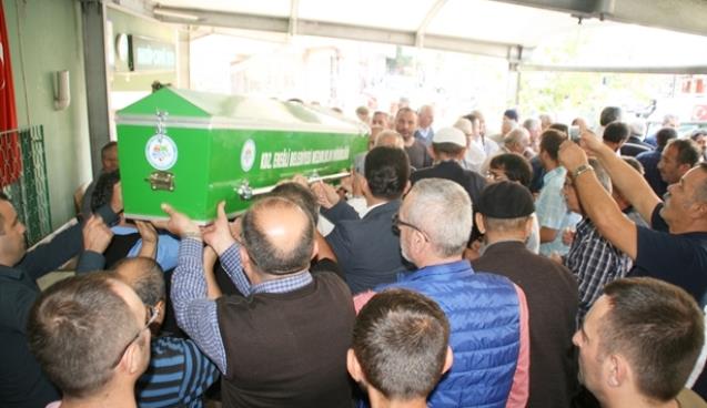 Ablasını kaybetti...