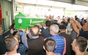 Ablasını kaybetti...