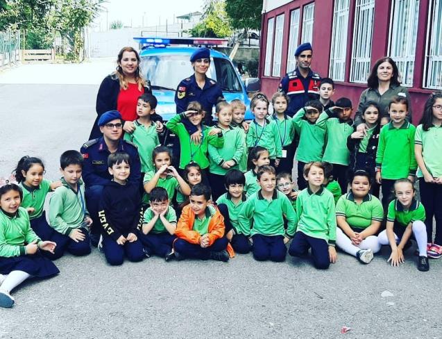 Jandarmadan anlamlı davranış..