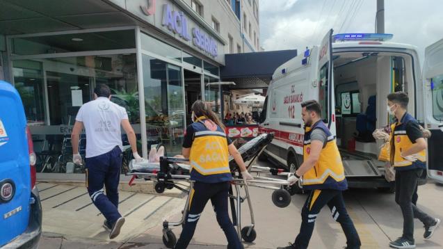 Üzerine sıcak su dökülen çocuk hastaneye kaldırıldı...