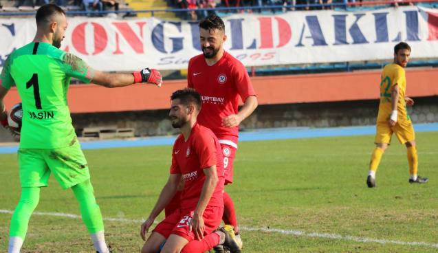  Gol kaçıran Zonguldak Kömürsporlu oyuncu