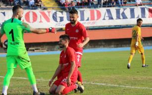  Gol kaçıran Zonguldak Kömürsporlu oyuncu
