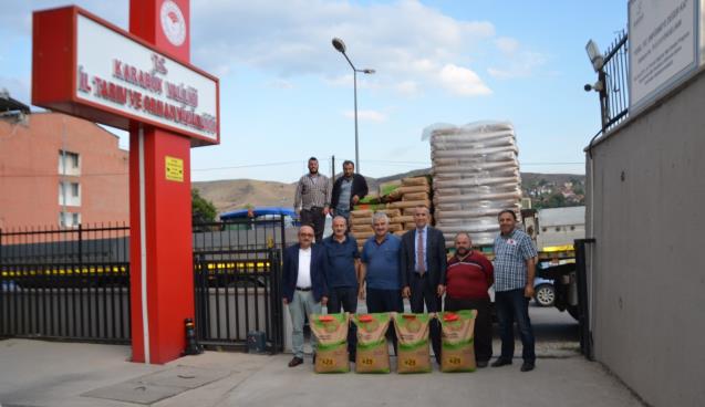 Çiftçilere 380 ton sertifikalı tohumluk dağıtıldı