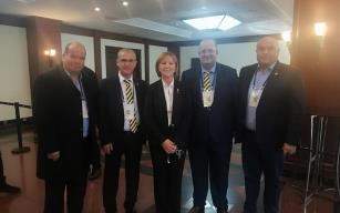 FENERBAHÇE Sadece FENERBAHÇELİLERİNDİR.