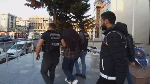 990 adet ECSTACY uyuşturucu hap Bulundu