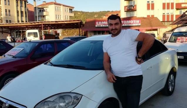 Dereye uçan araç alevler içinde kaldı: 1 yaralı